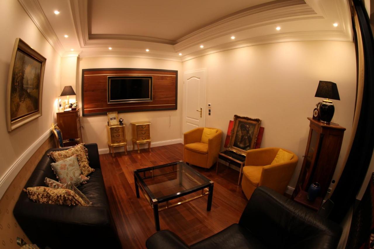 Golden Apartments Essen Ngoại thất bức ảnh