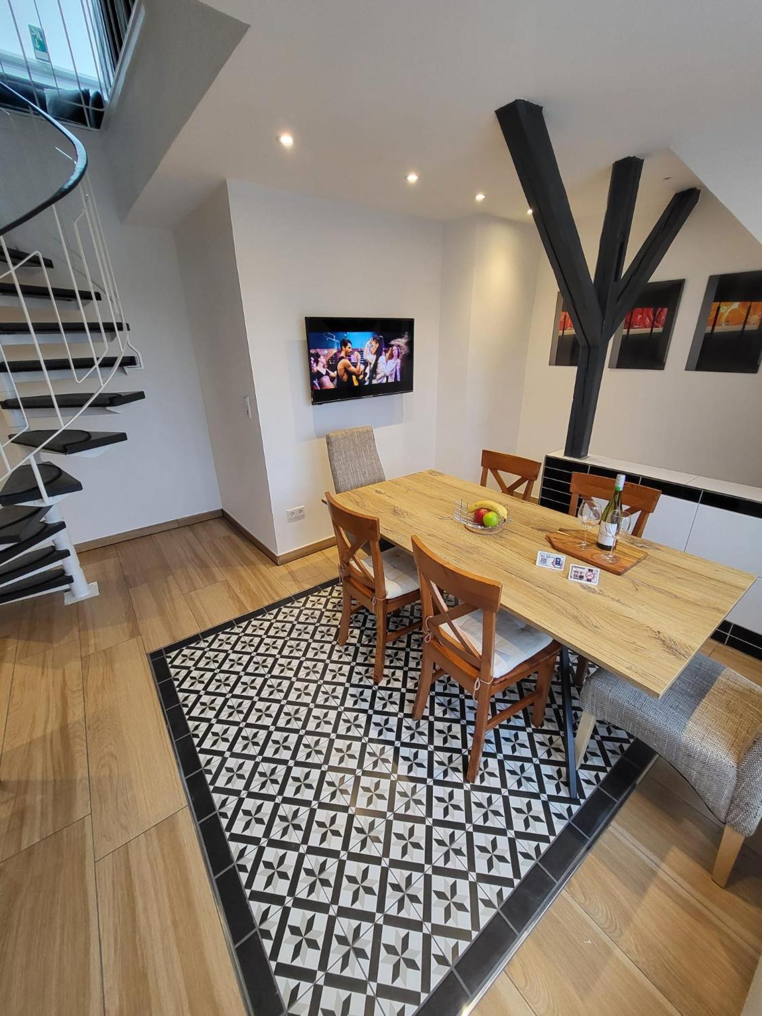 Golden Apartments Essen Ngoại thất bức ảnh
