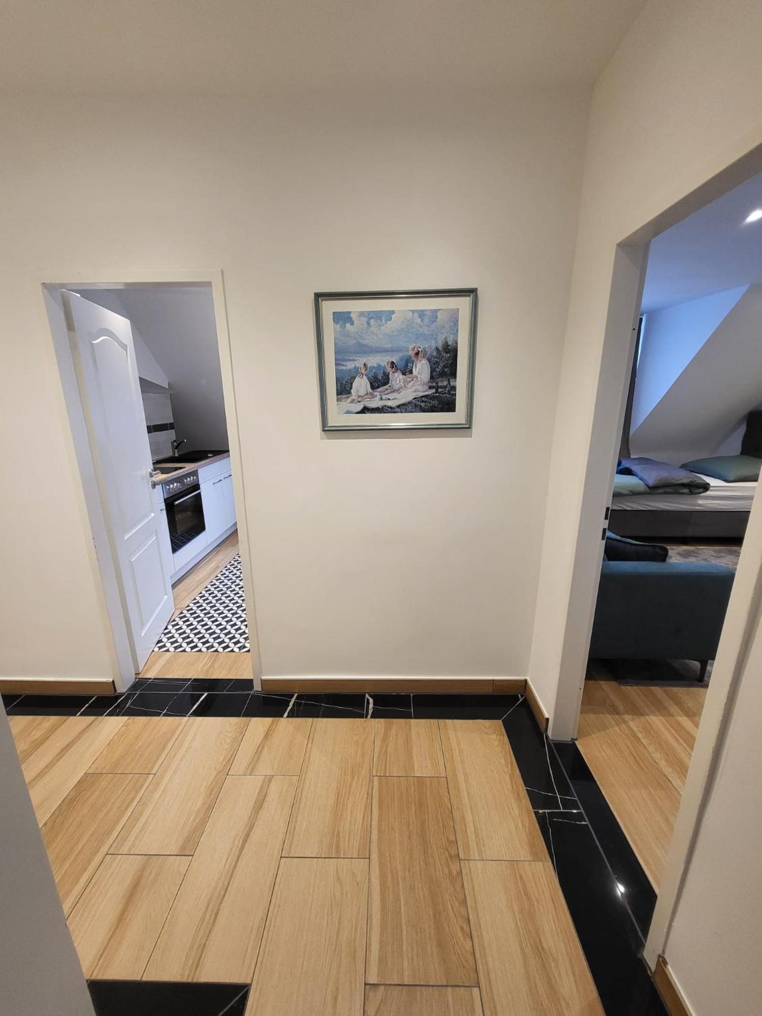 Golden Apartments Essen Ngoại thất bức ảnh